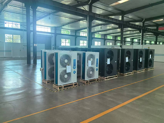 <b>空气能采暖机组</b>