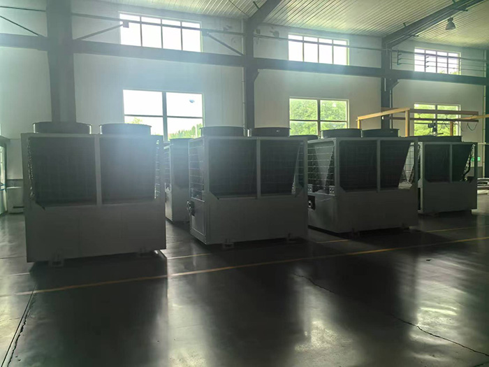 <b>空气能采暖机组</b>